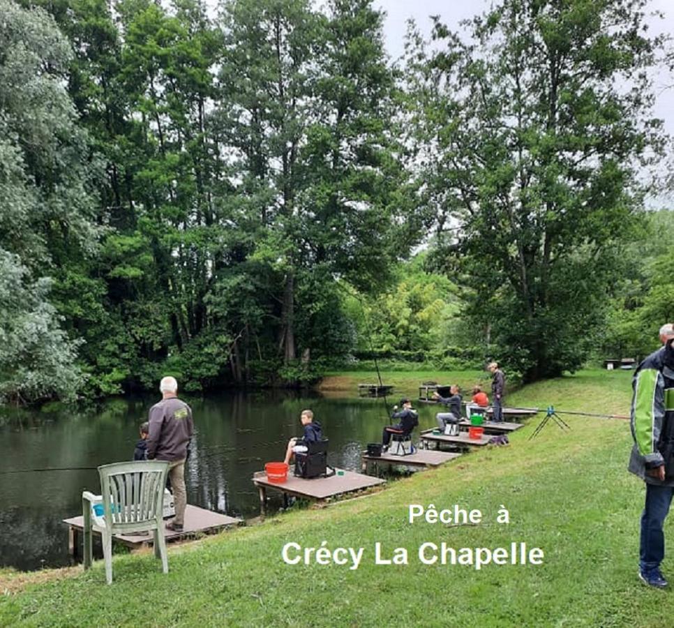 Les Nympheas, Appart Au Calme Et Grand Jardin A 15 Min De Disneyland, Crecy-la-Chapelle Exterior photo